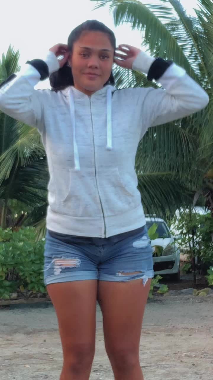 @🎭