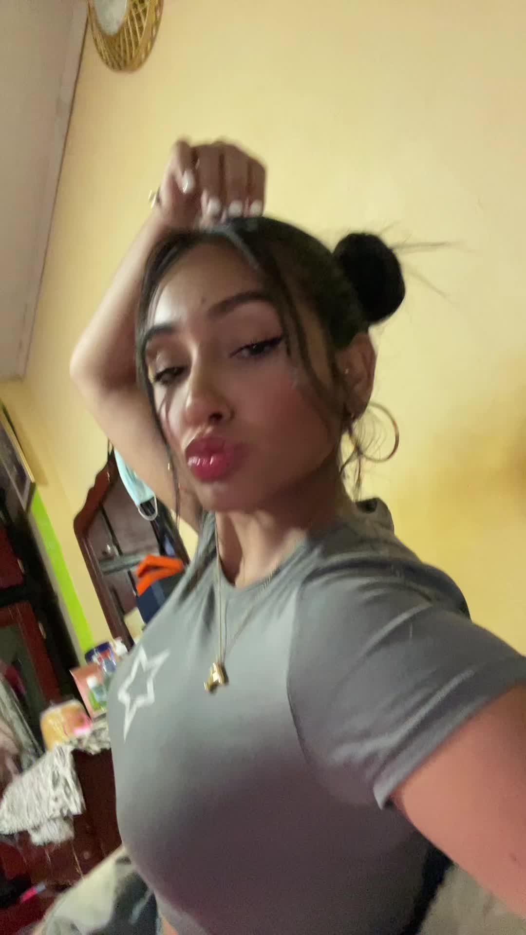 @Alexa🥰