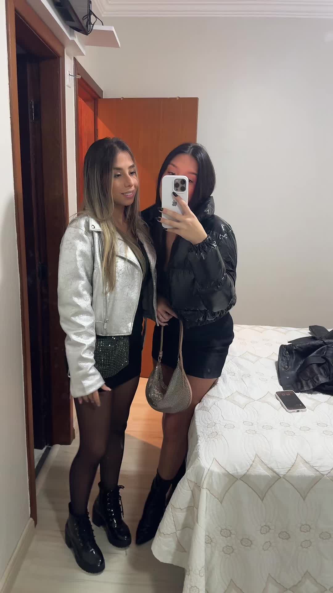@Ana Laura