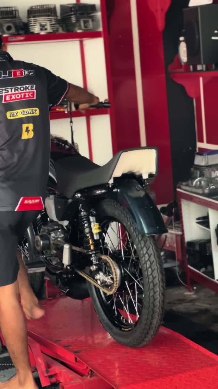 @Misterijokbelakang135
