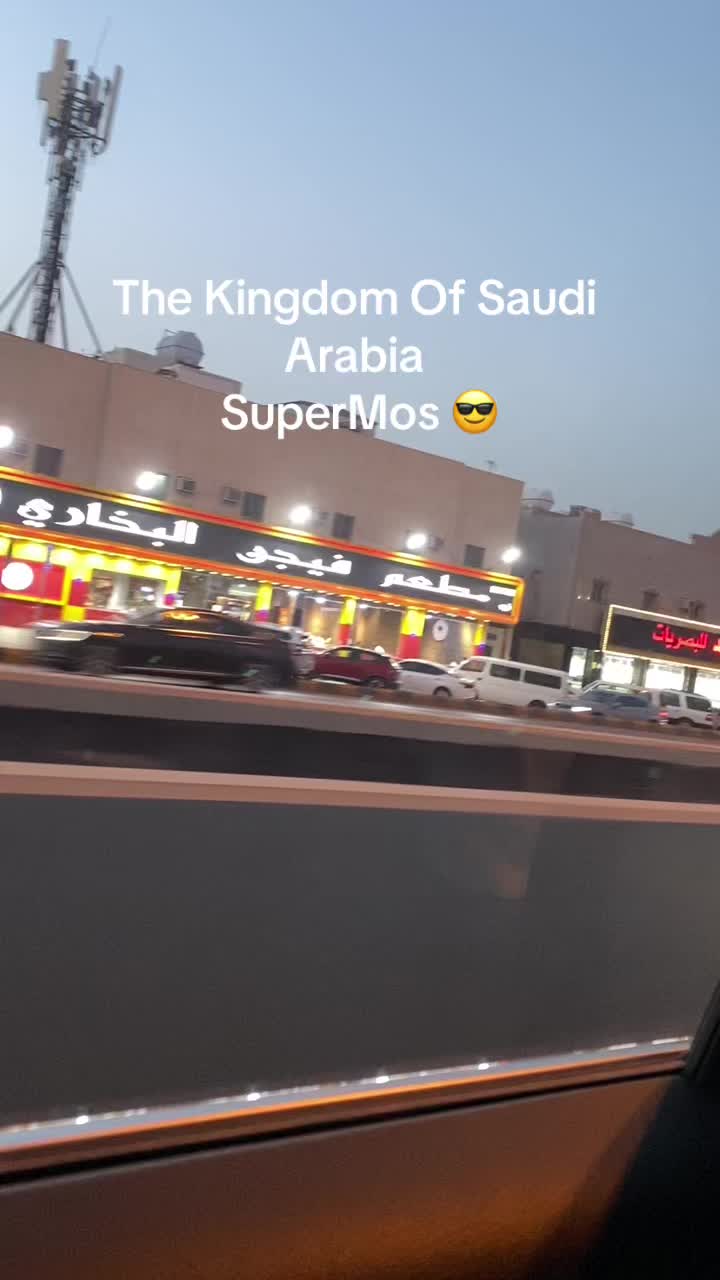 @SuperMos 📸👨🏾&zwj;💻