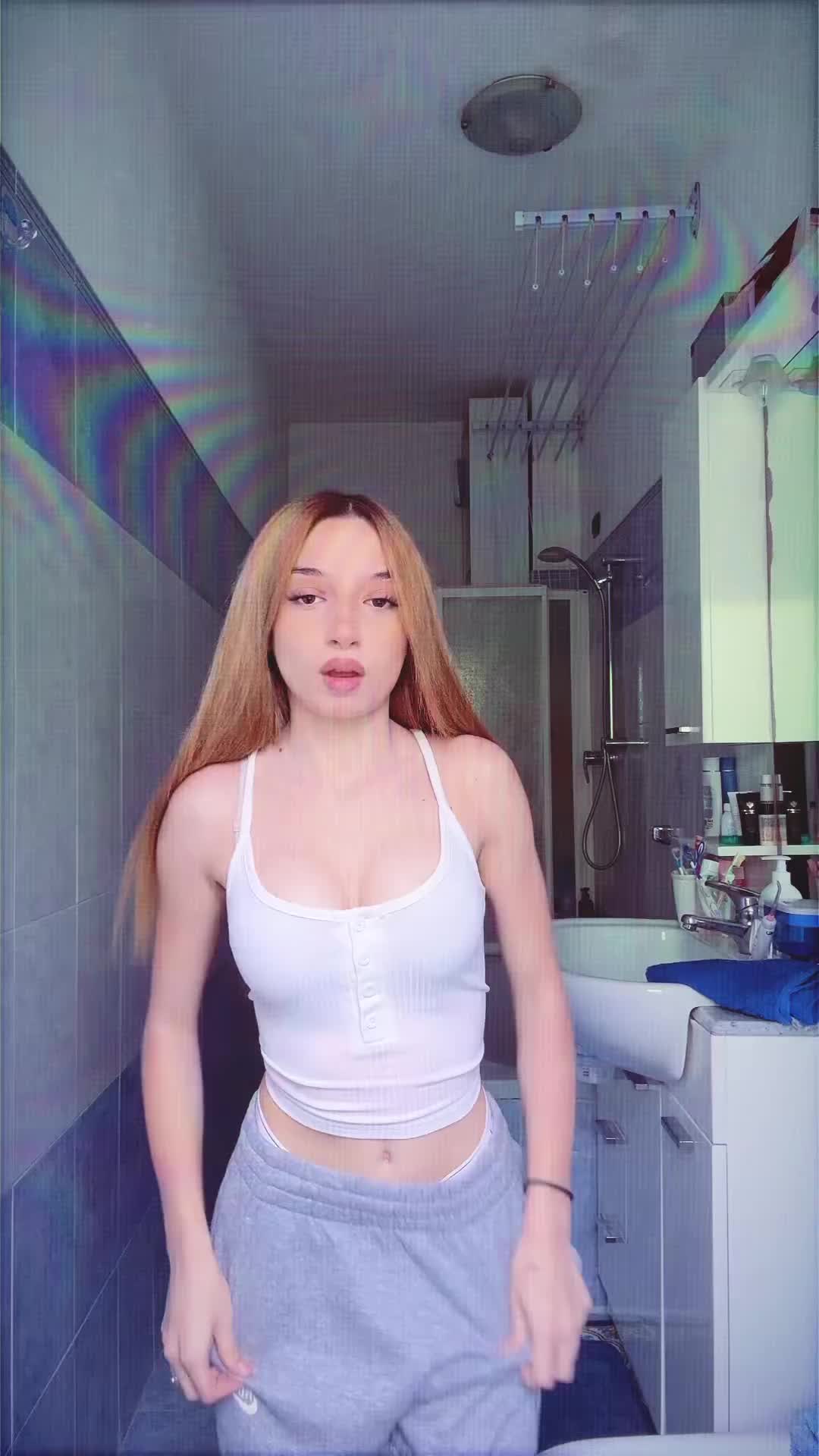 @𝑪𝑨𝑴𝑰𝑳𝑳𝑨👸🏼