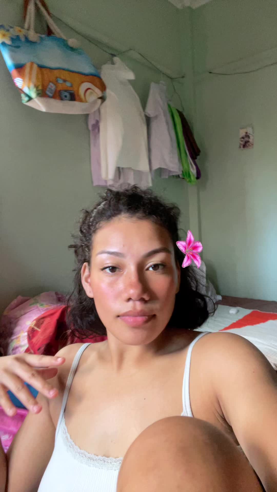 @Ellenoah