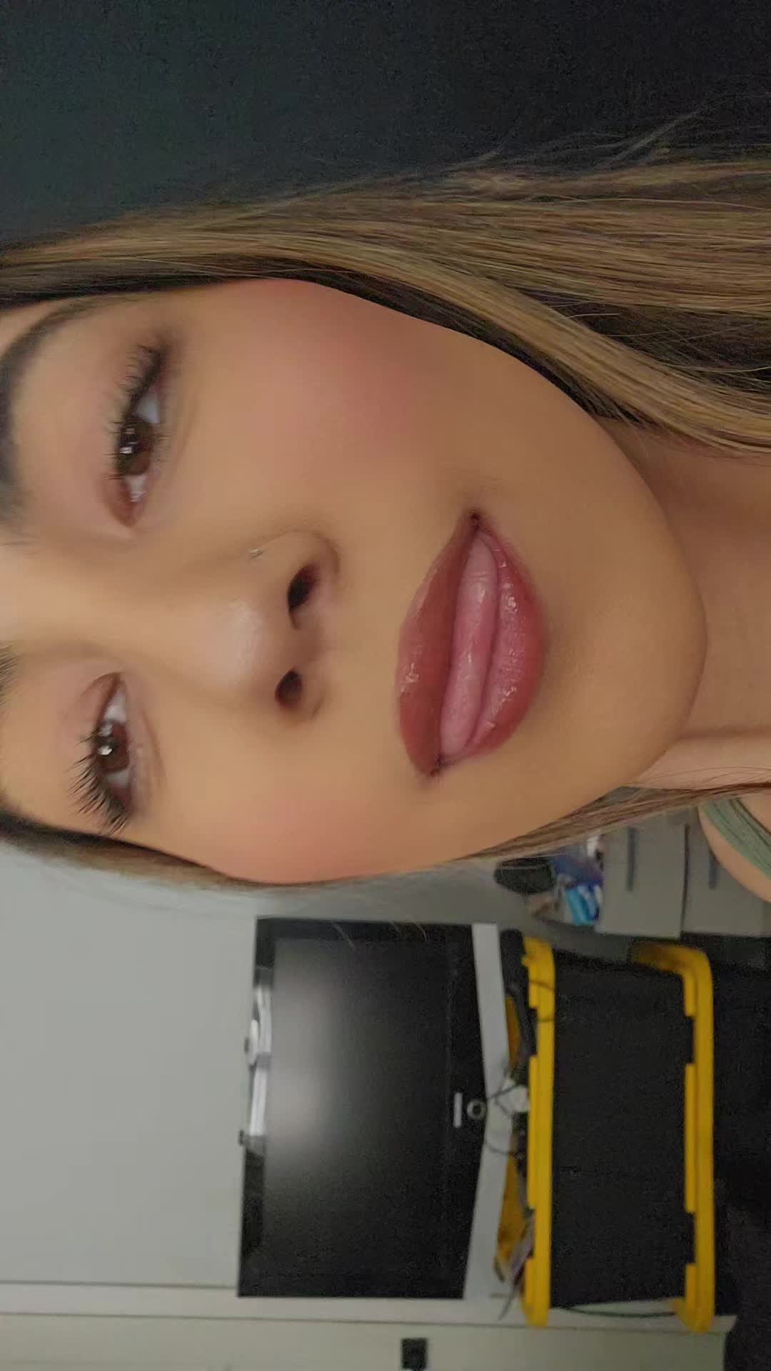 @Eileen<3