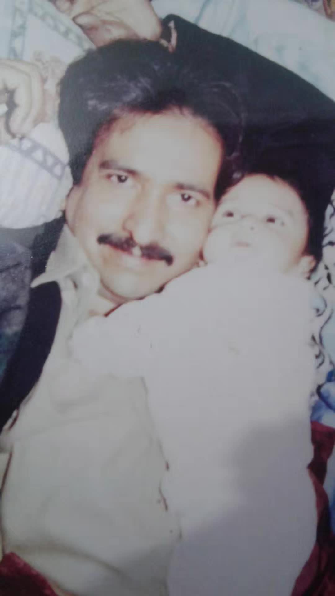 @M Zia Farhat