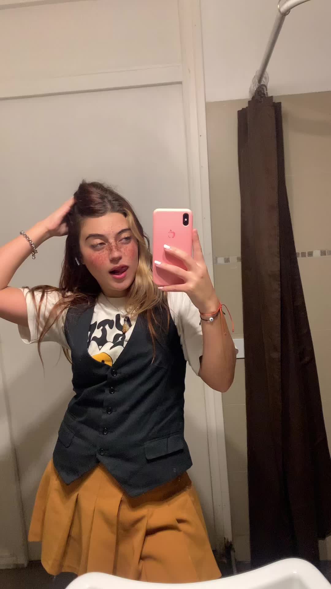 @MaiiArt