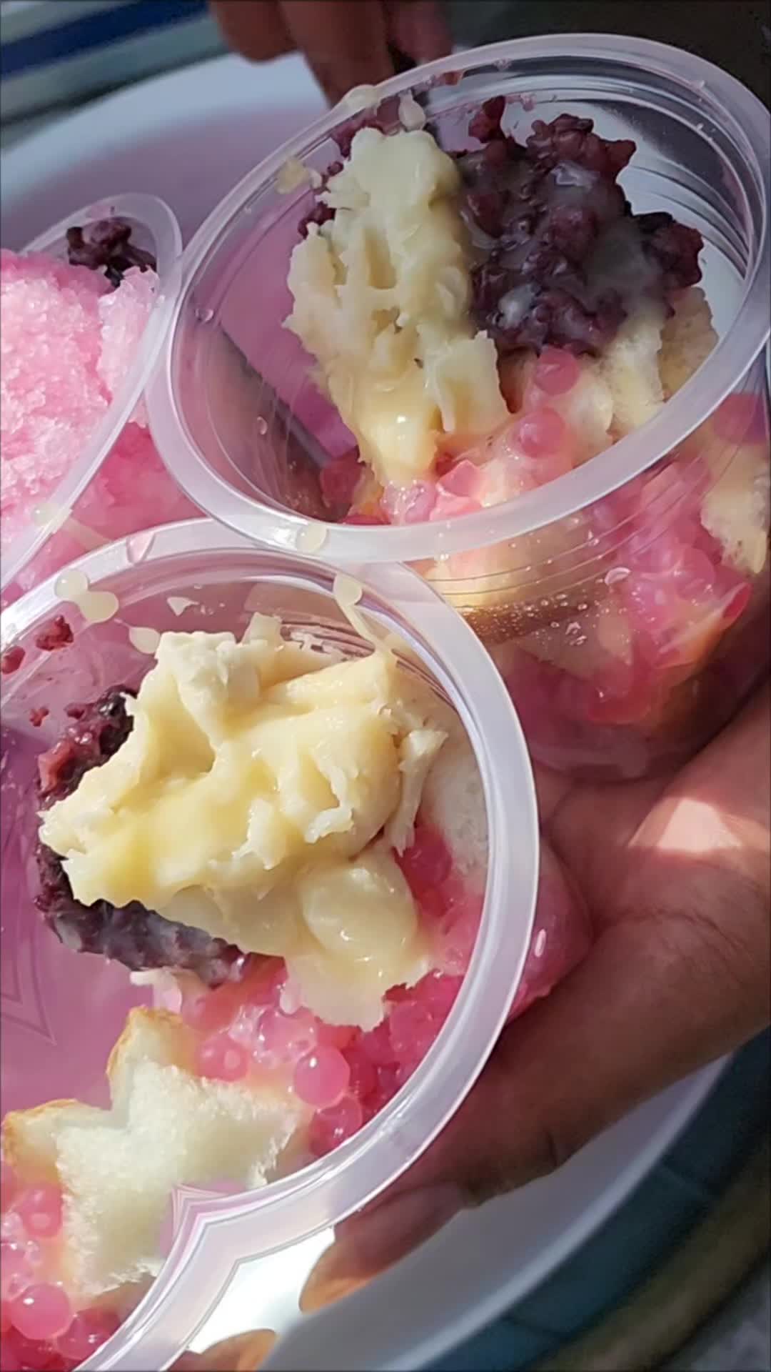 @vhyaast