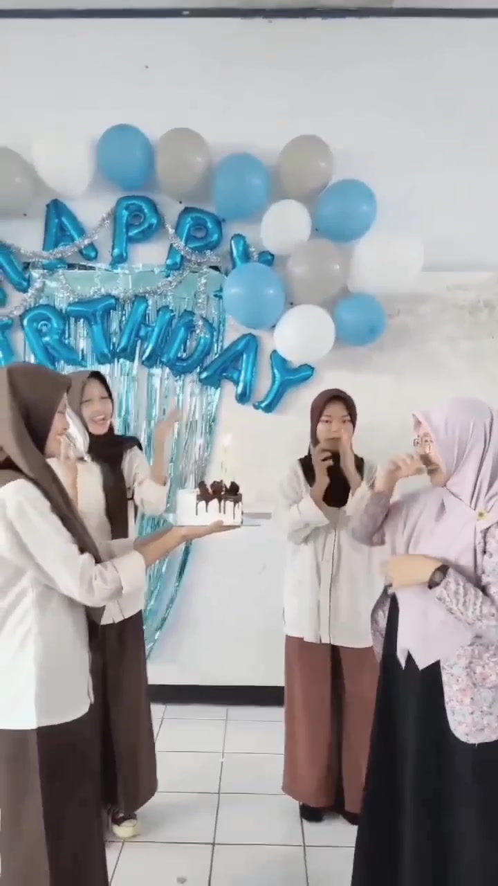 @XII IPS 2