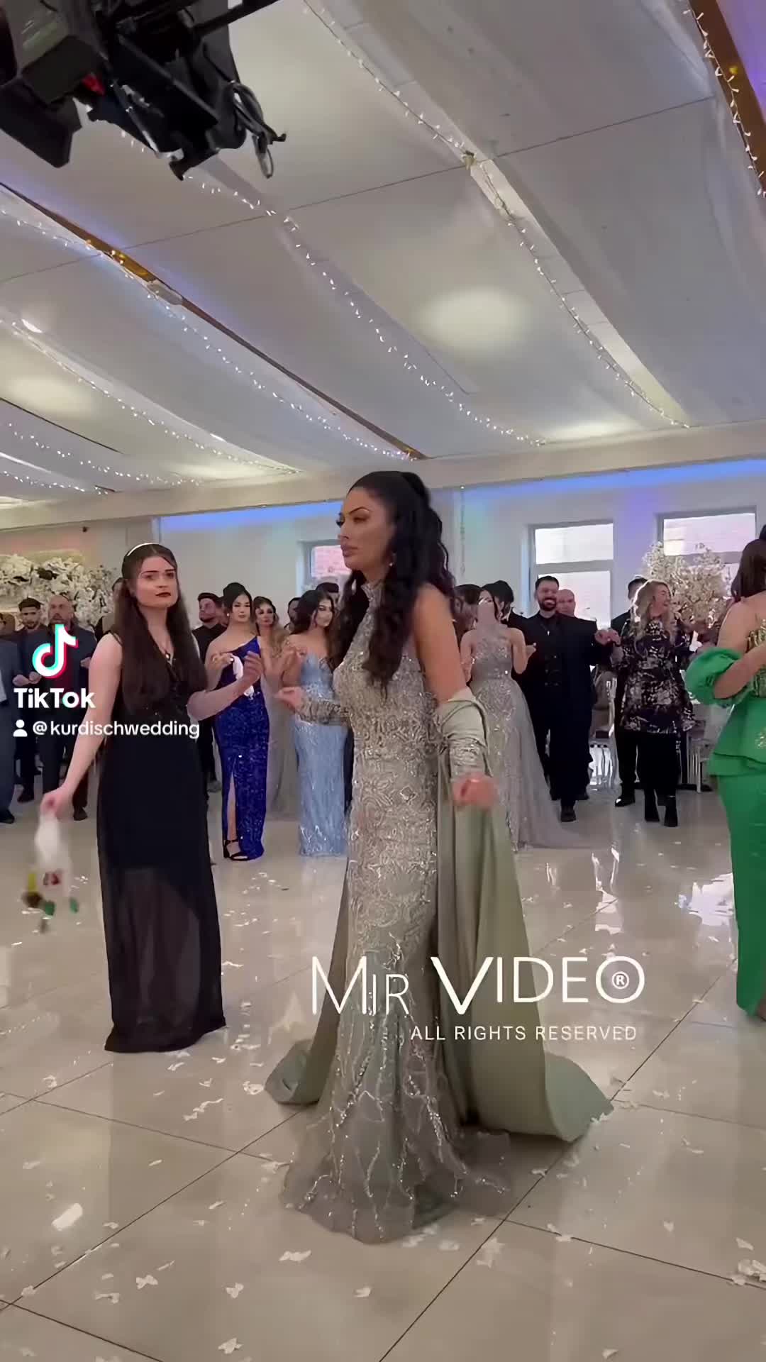 @KurdischWedding