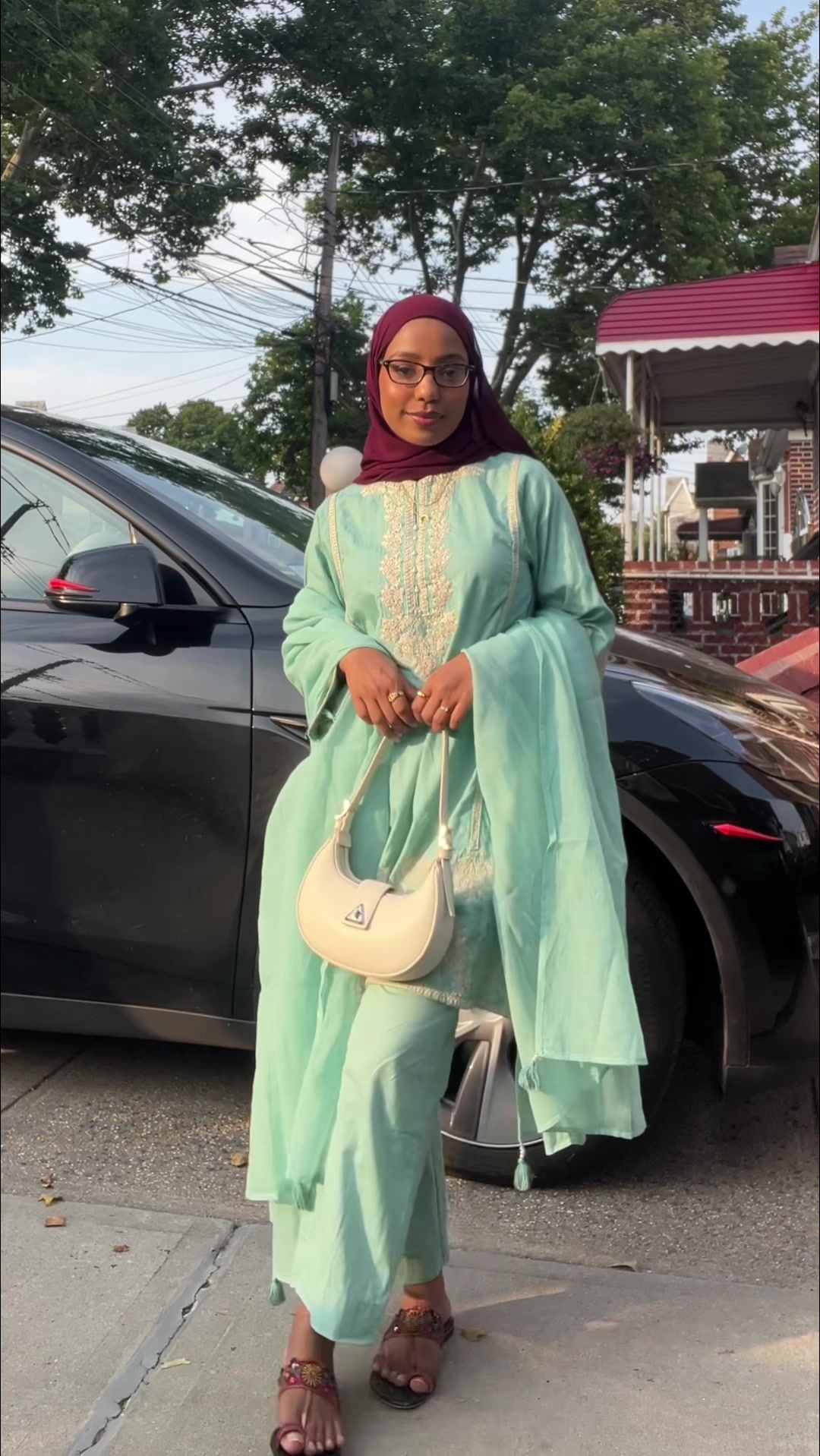 @Fayeza