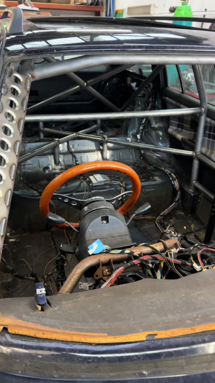 @KewfabMotorsport