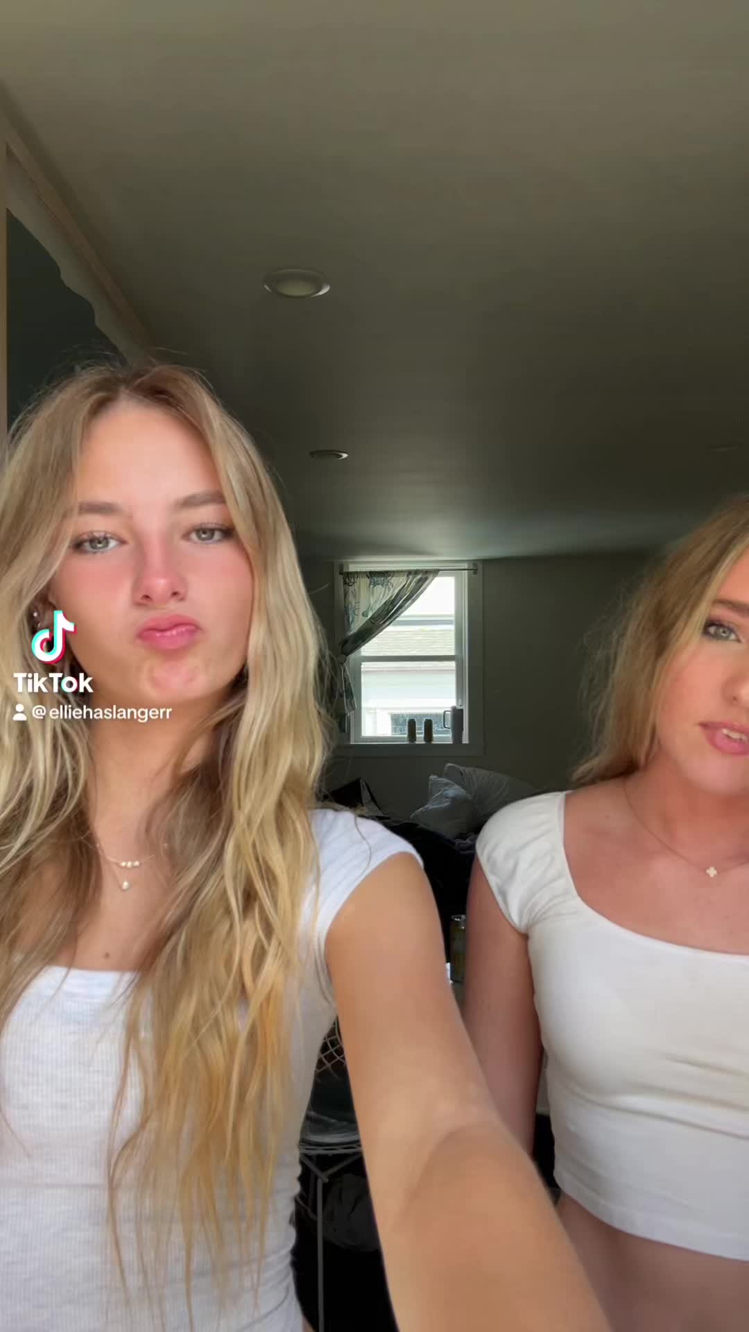 @ellie