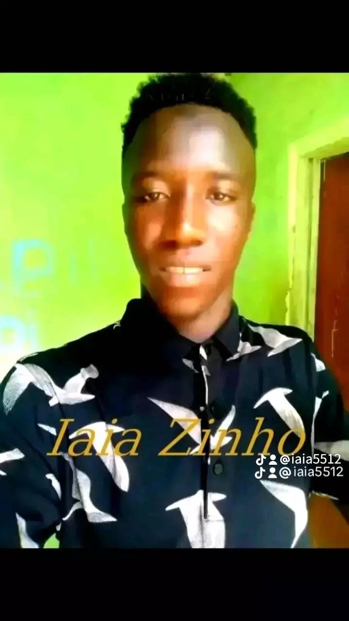 @Iaia
