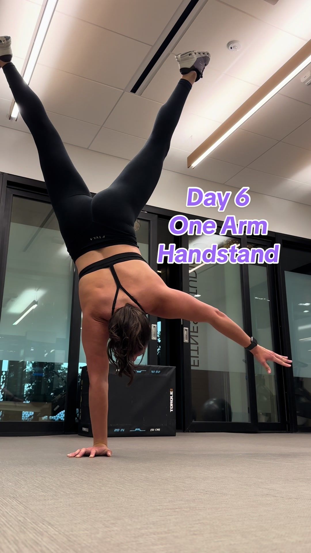 @Fit Mama | Pull-up | Handstand