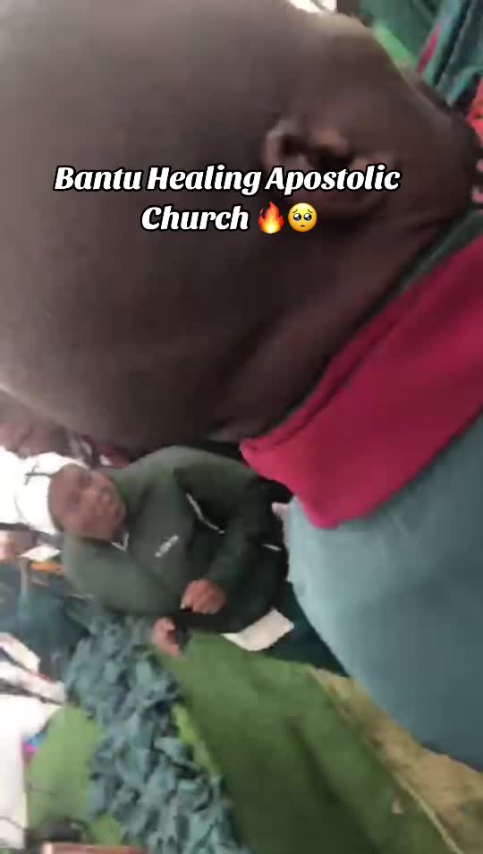 @NwabisaT