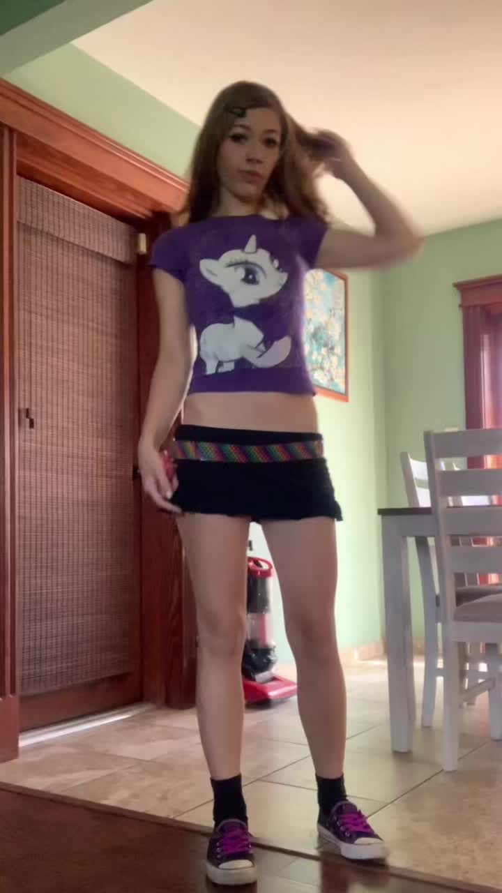 @keira🖤🧁