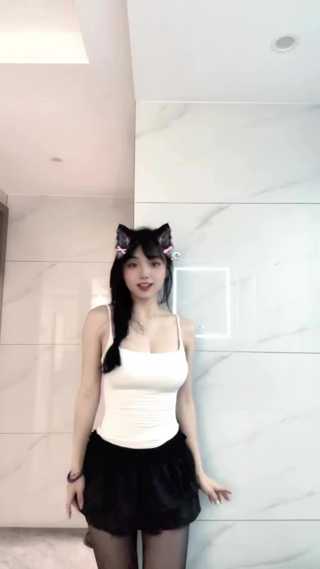 @user85505543071
