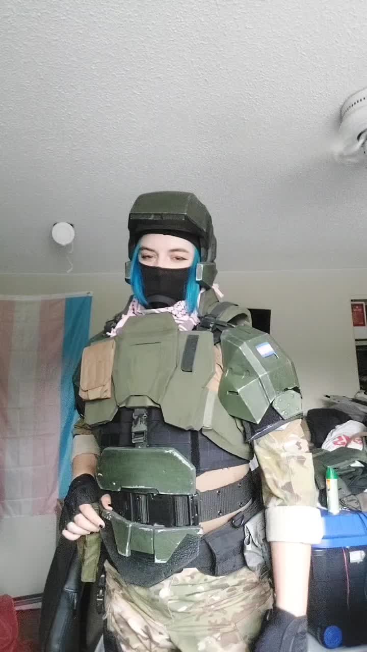 @halfboxgorl