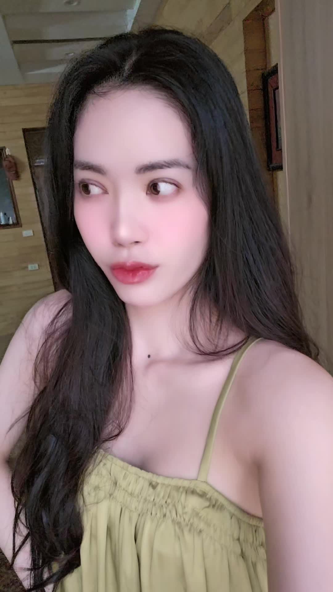 @Thi&ecirc;n C&aacute;