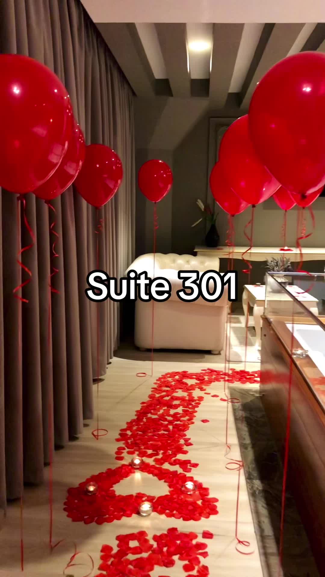@hoteldaku