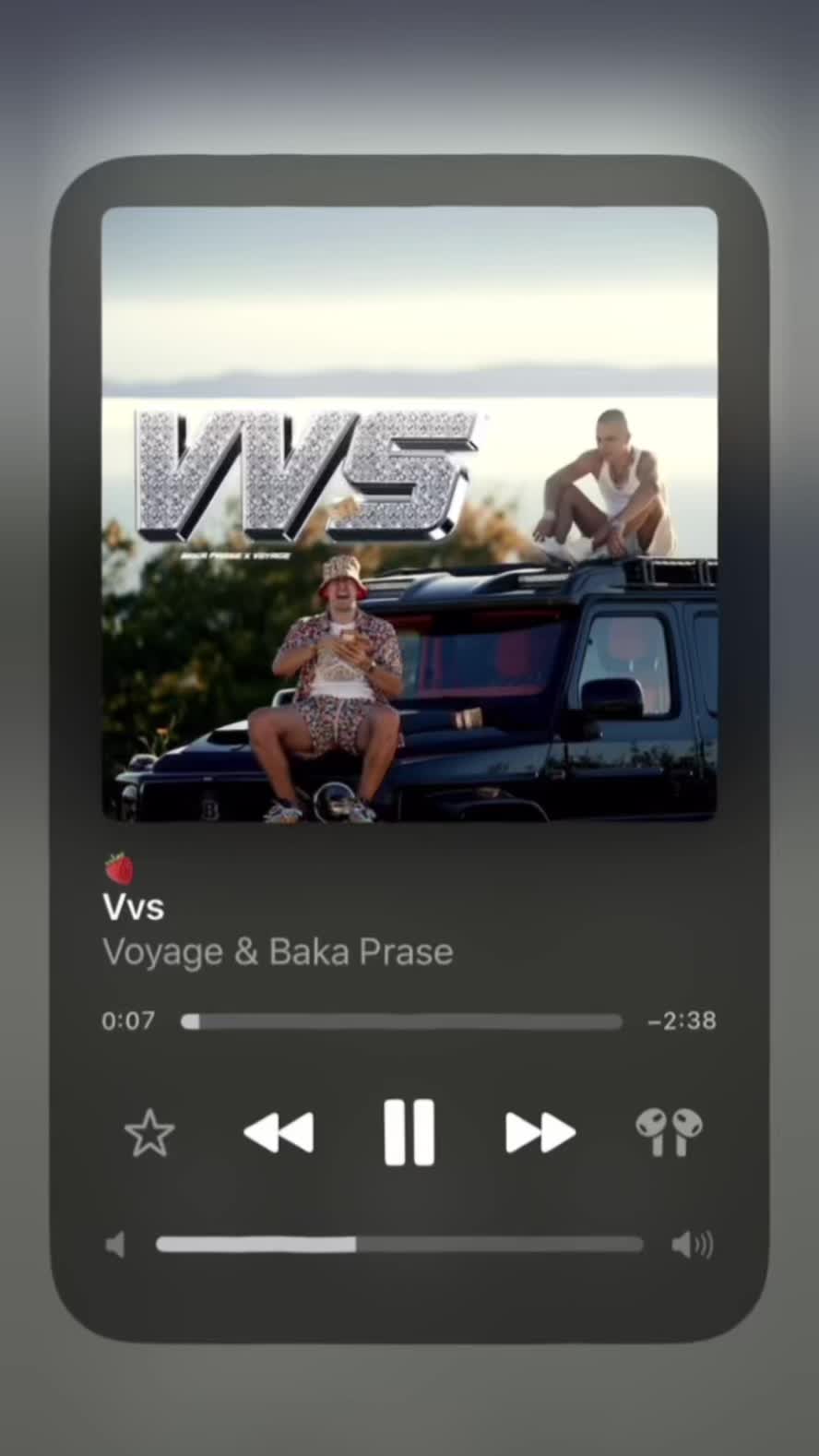 @🎧