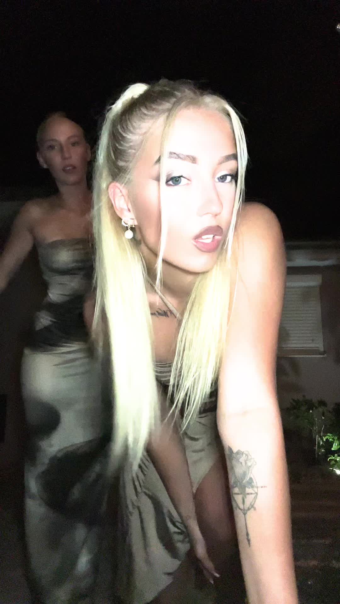 @Nina Ninči Karda&scaron;evič