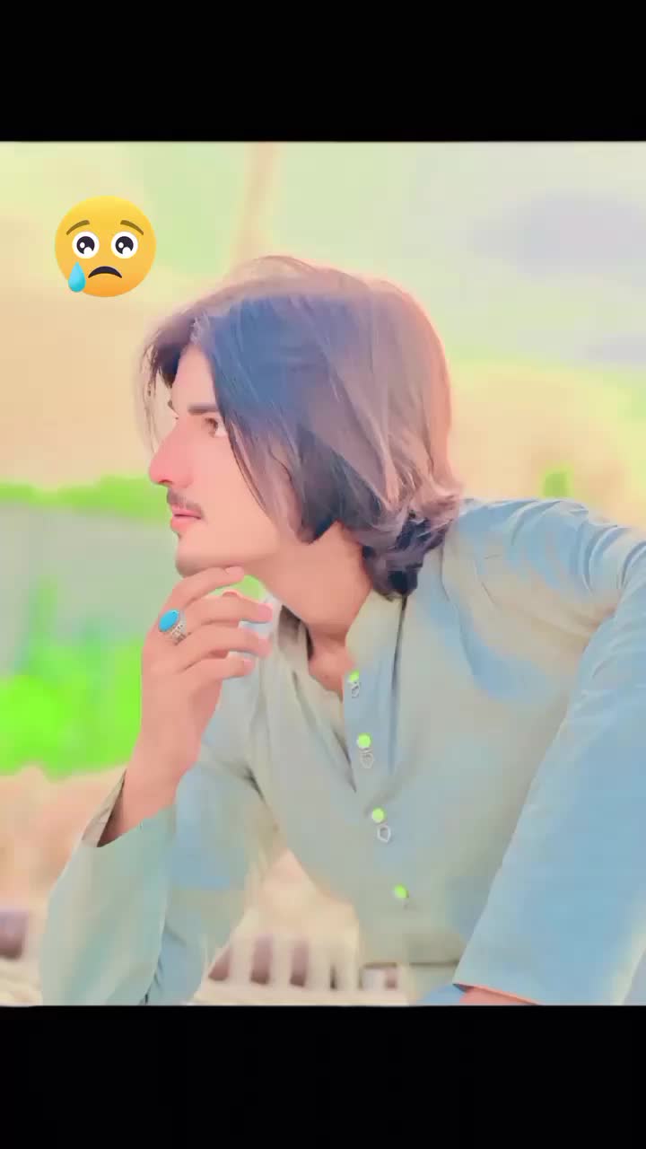 @کنگ نازک 🙌🖤