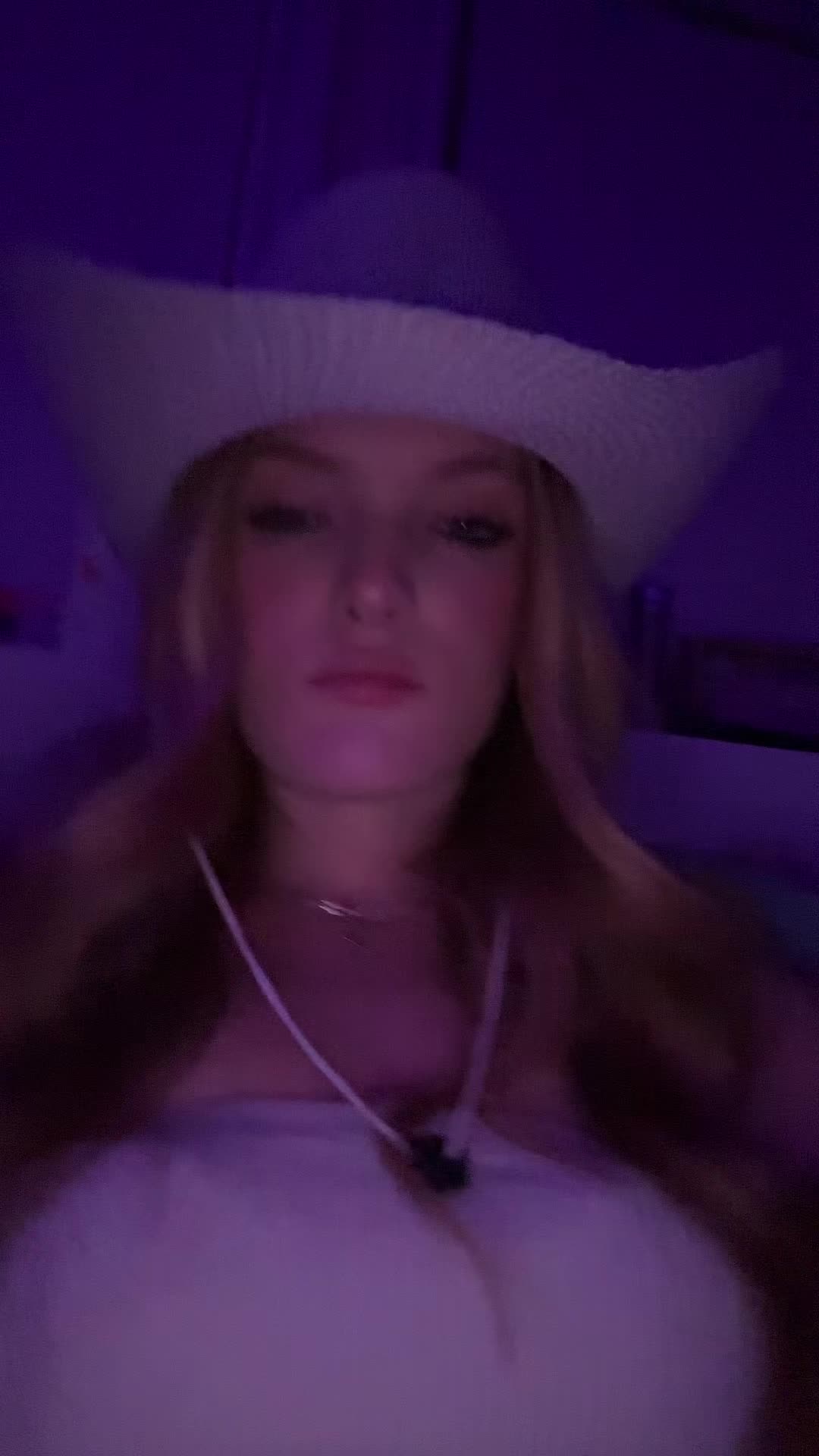 @jess