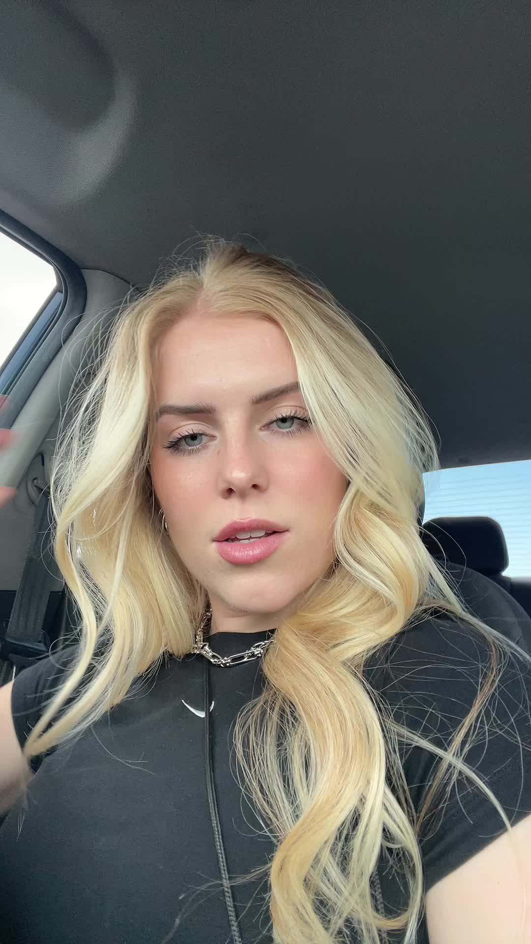 @T
