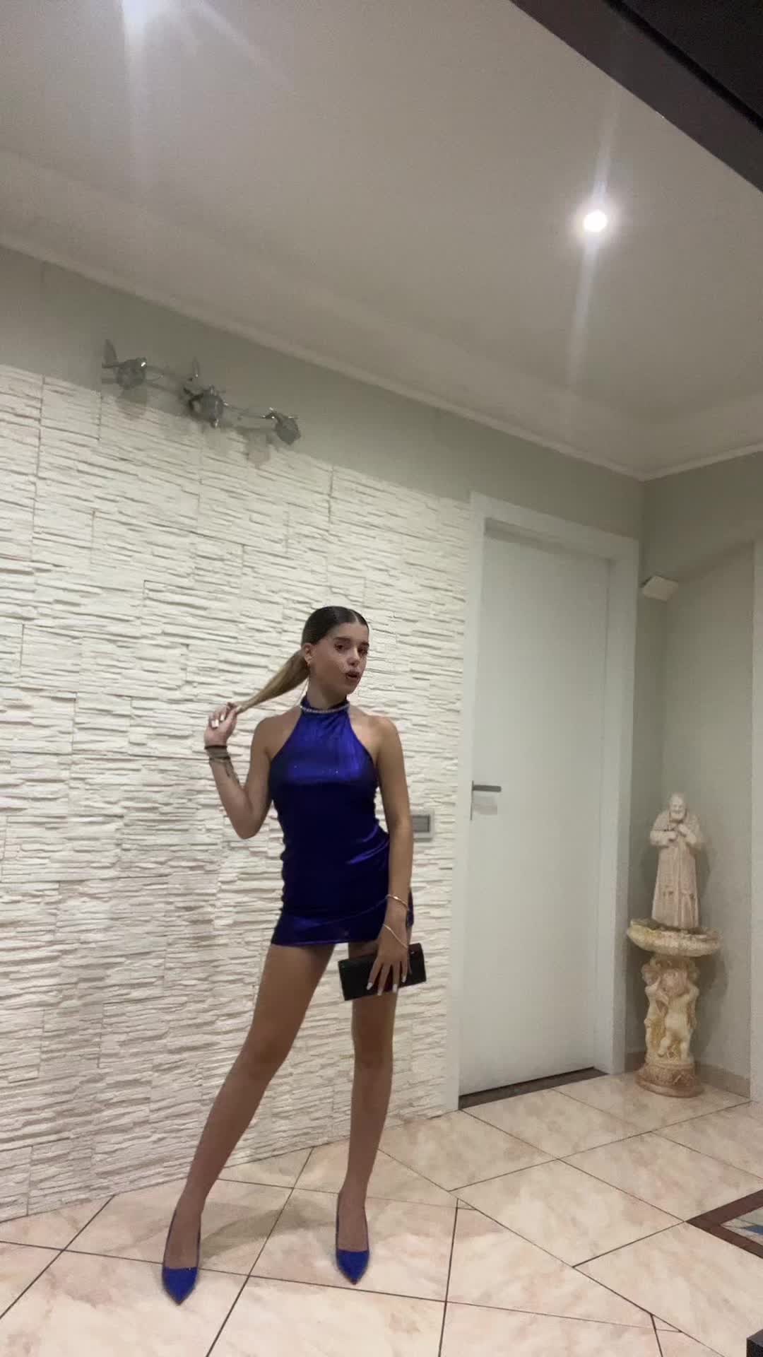 @𝟷𝟿