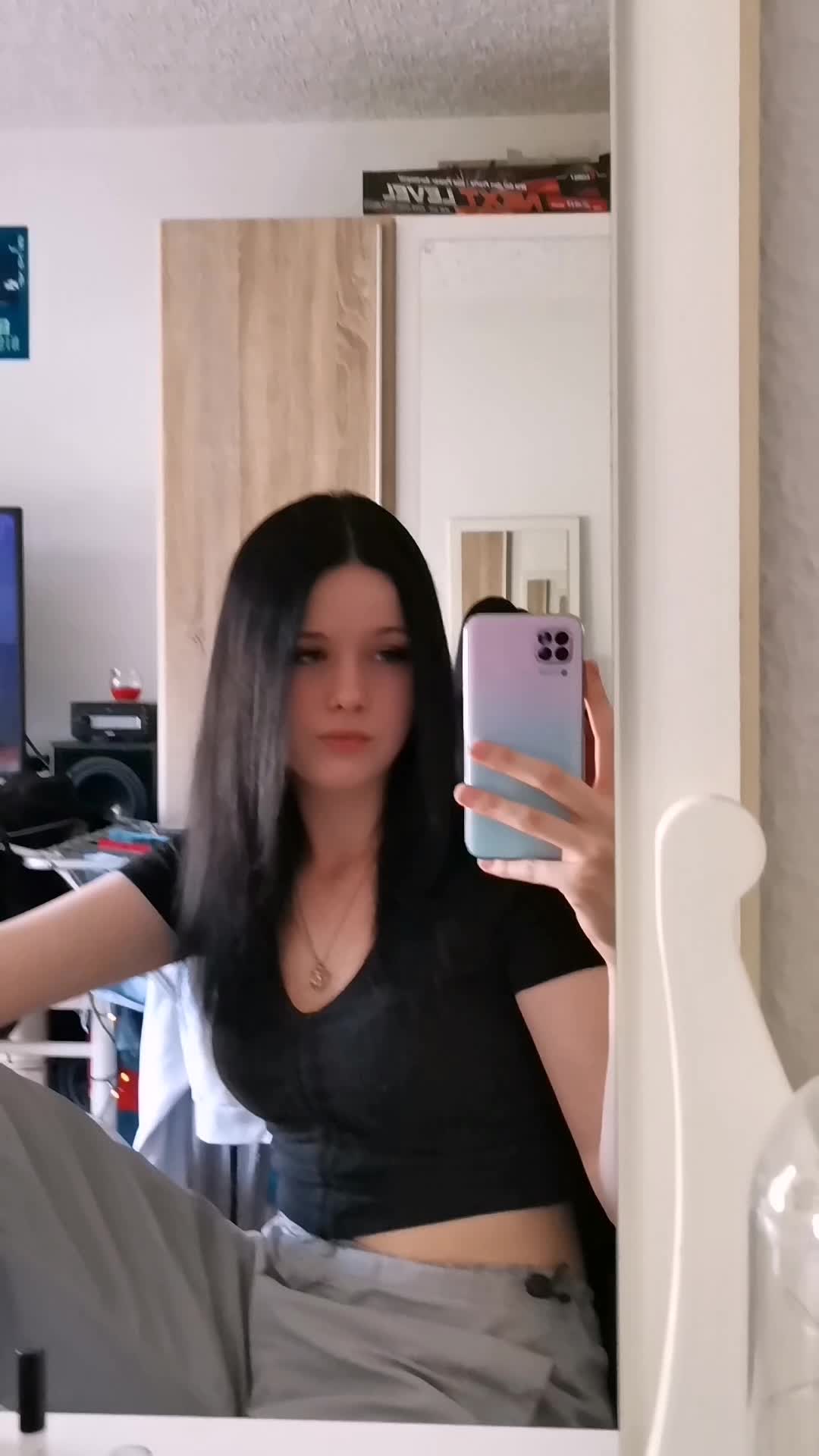 @《𝑺𝒂𝒎𝒎𝒚💕》