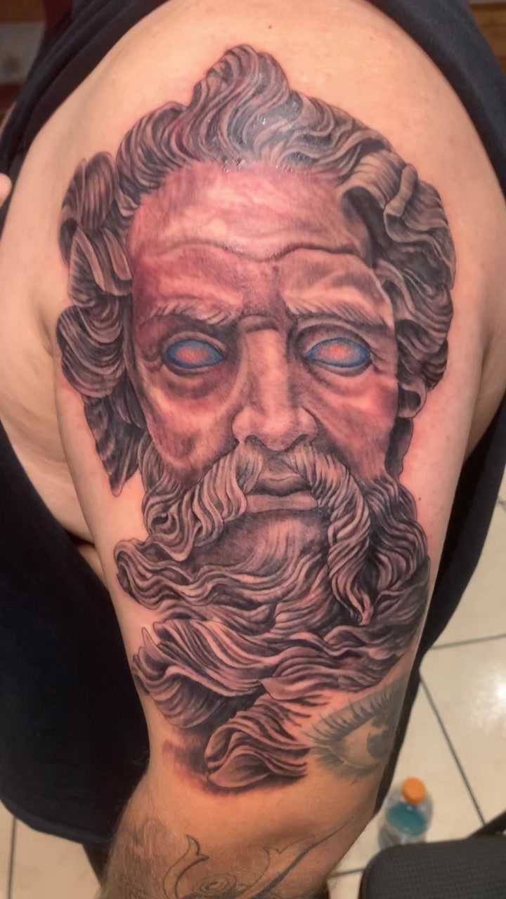 @Lazyboy_tattoos