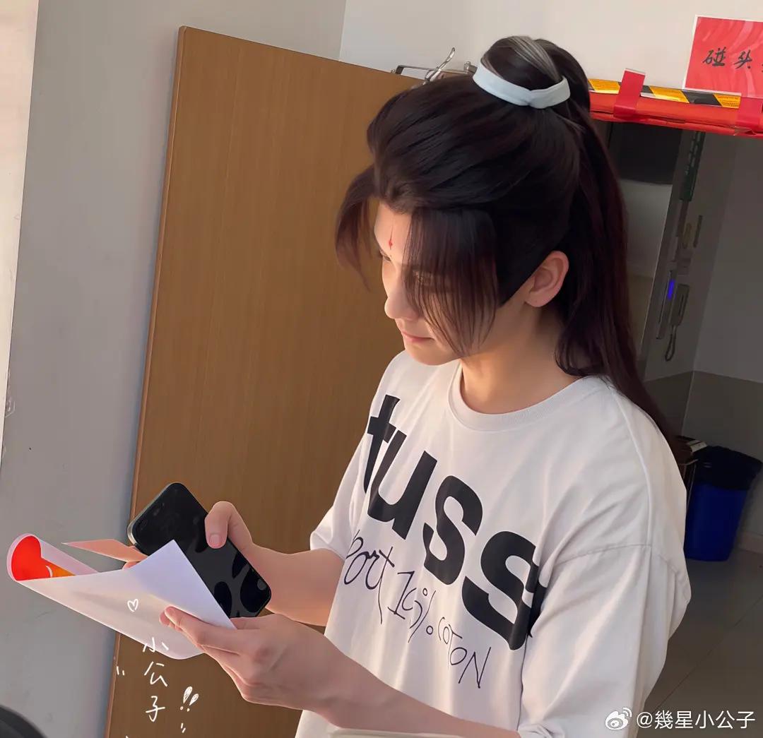 @angela洪仙麗喜欢RileyWang王以纶鬼鬼吴映洁沐言