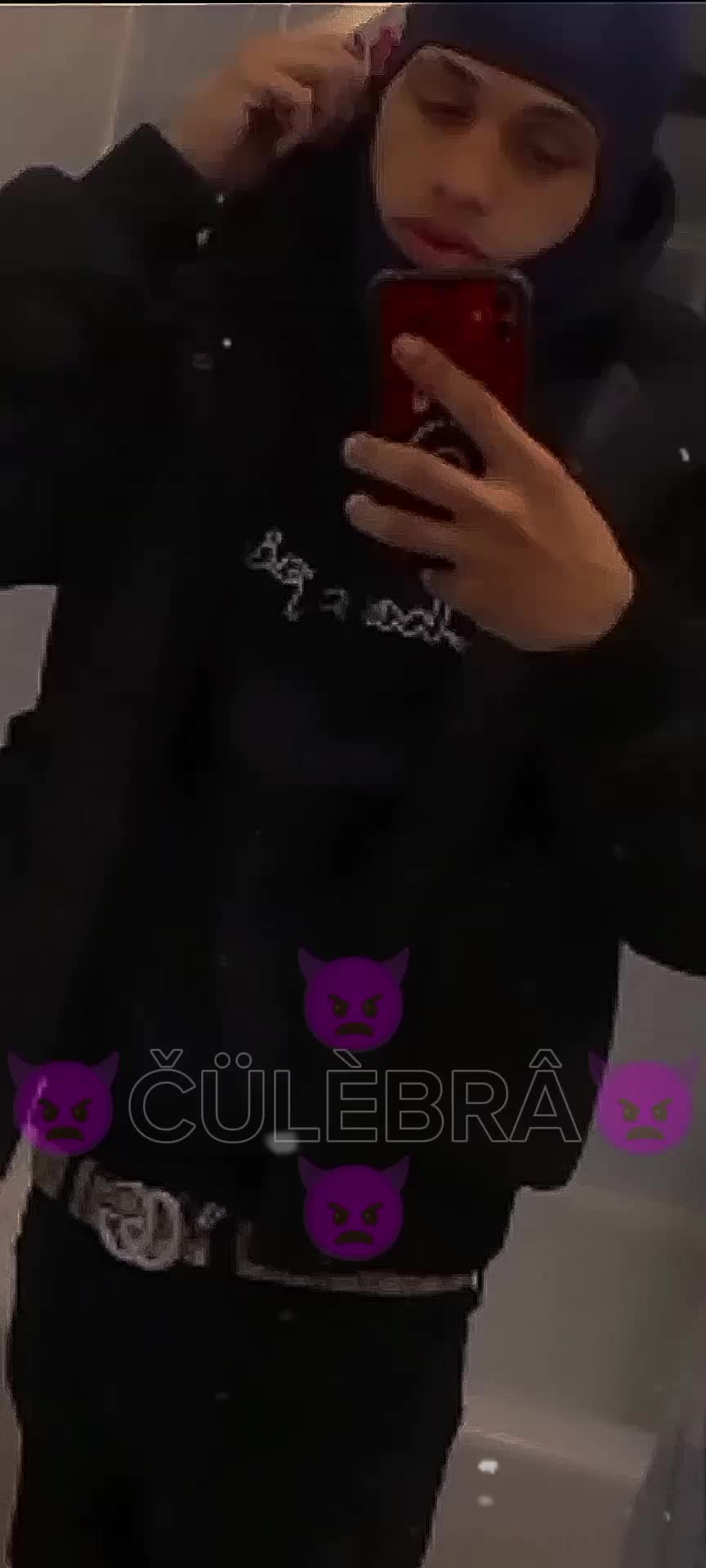 @༆✯𝓒𝓾𝓵𝓮𝓫𝓻𝔁✯༒🧤💚🍍
