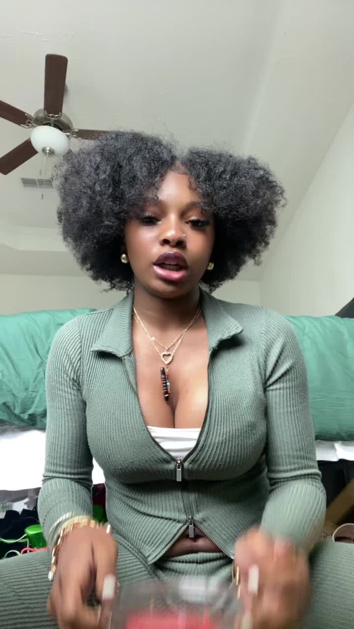 @ItGirlTatics