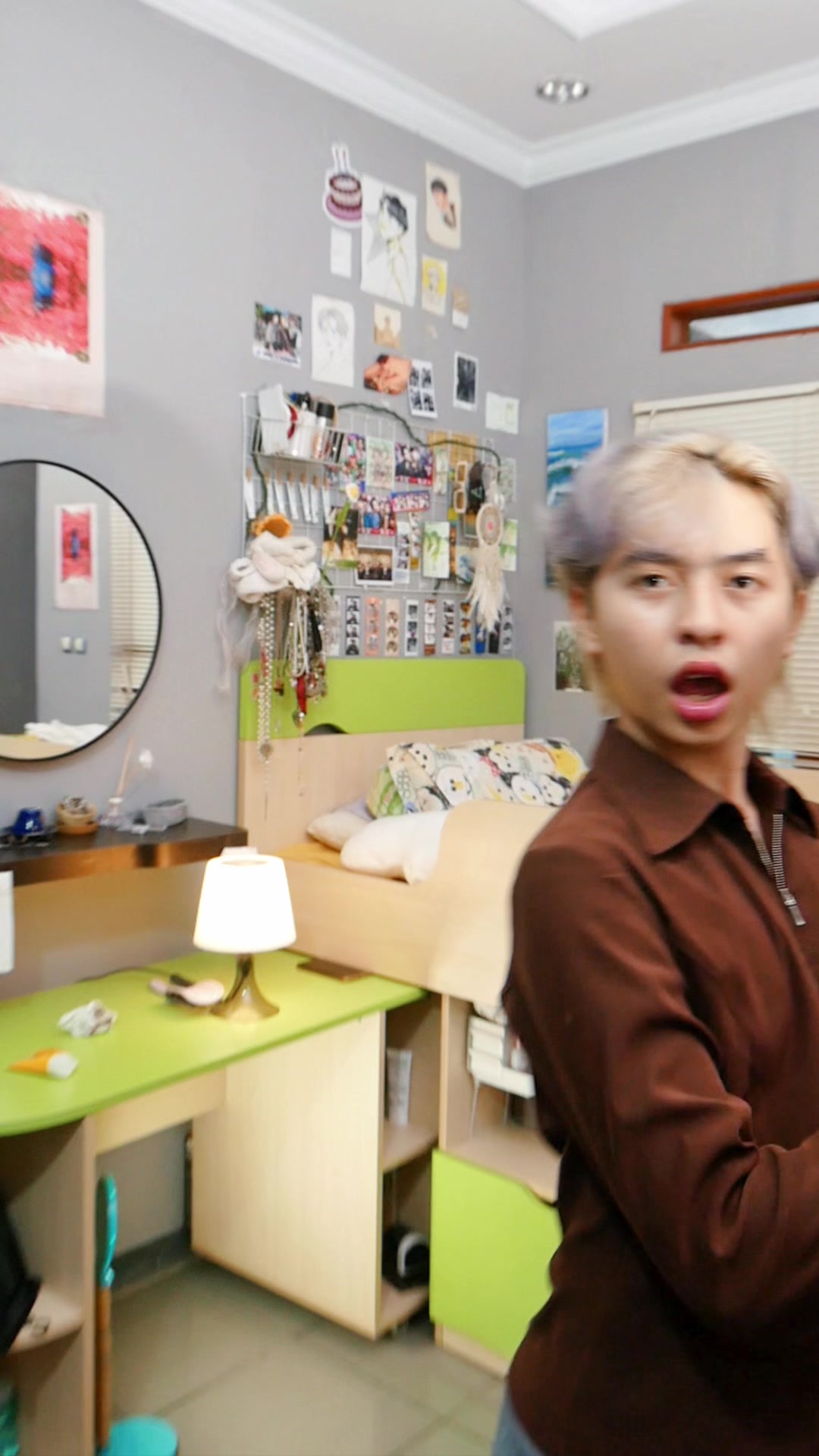 @Qin