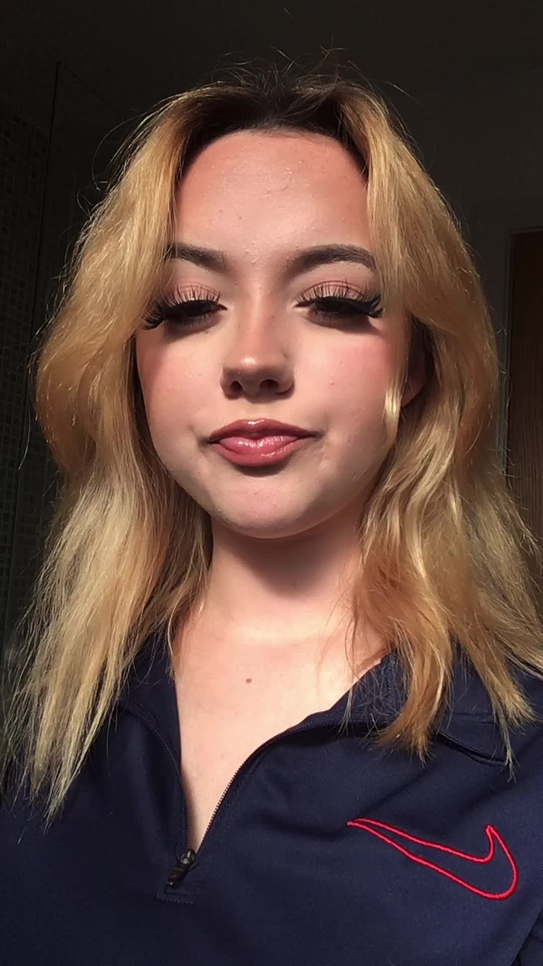 @okaylats.g0