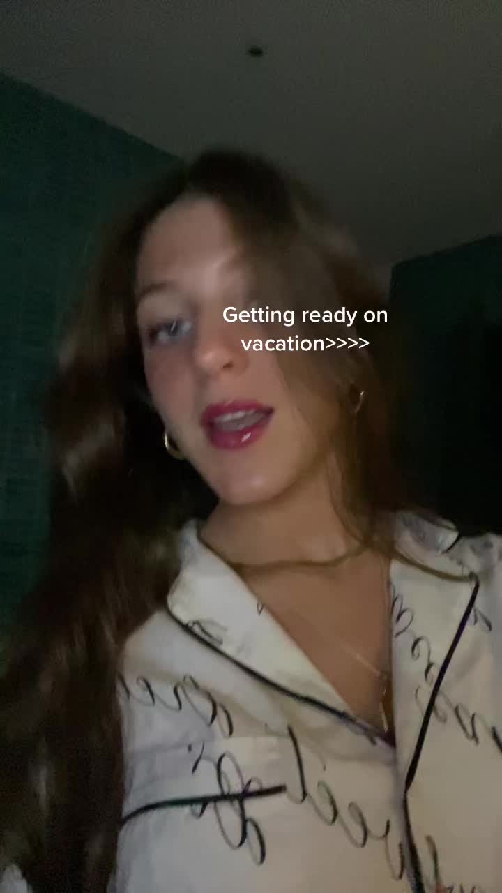 @AlixGoodman_