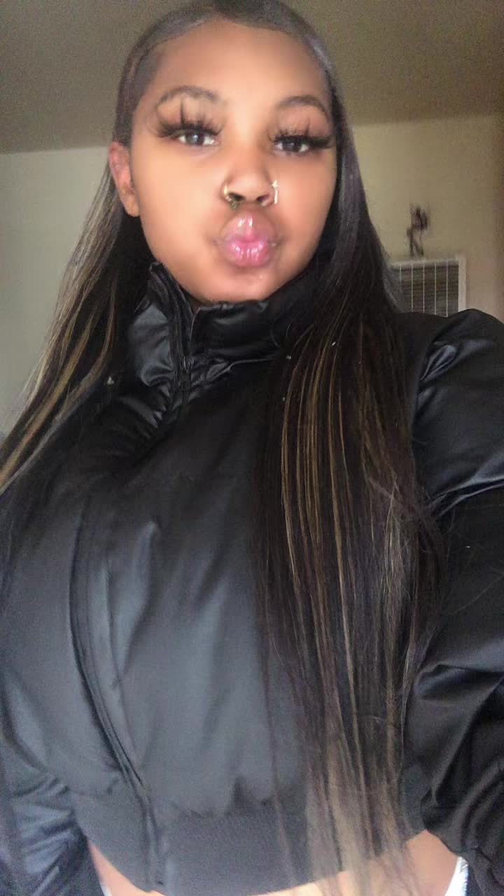 @Theyadore.paiiidd