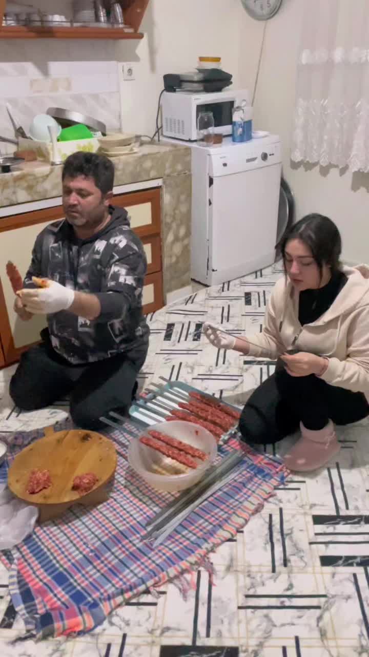 @👪AilemBuket👪