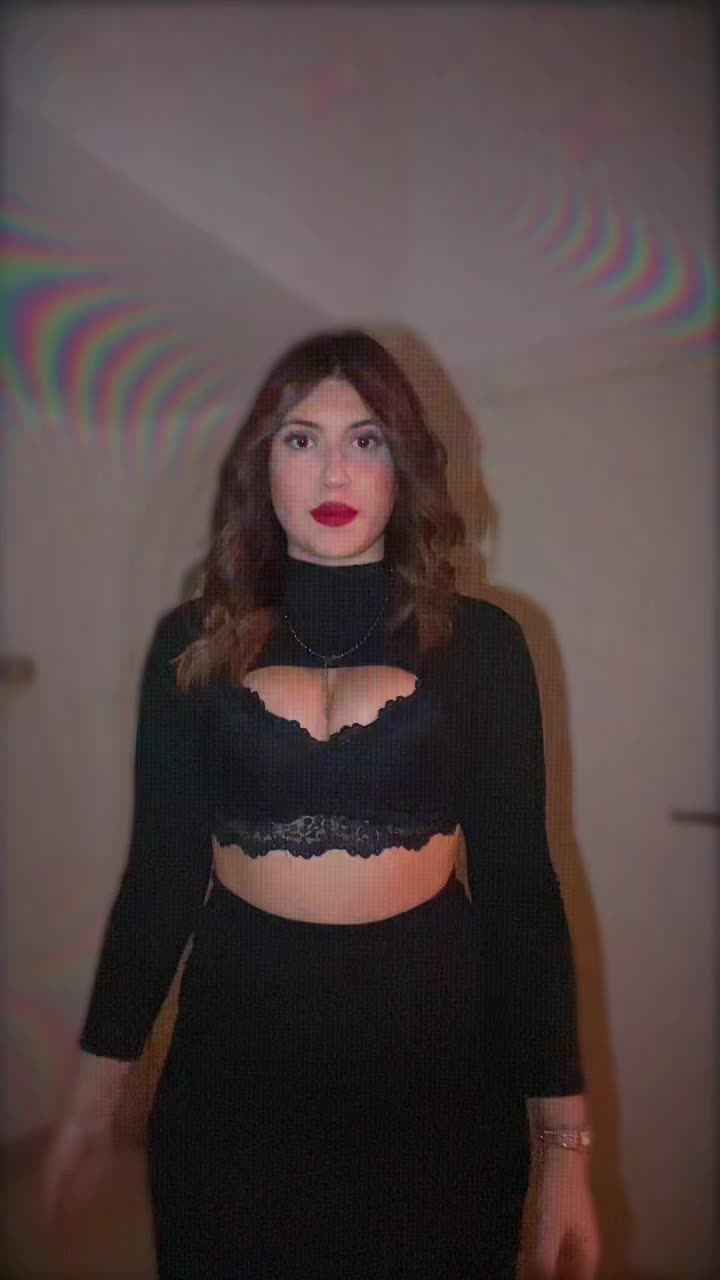 @𝐸 𝐿 𝐸 𝒩 𝒜 👸🏻