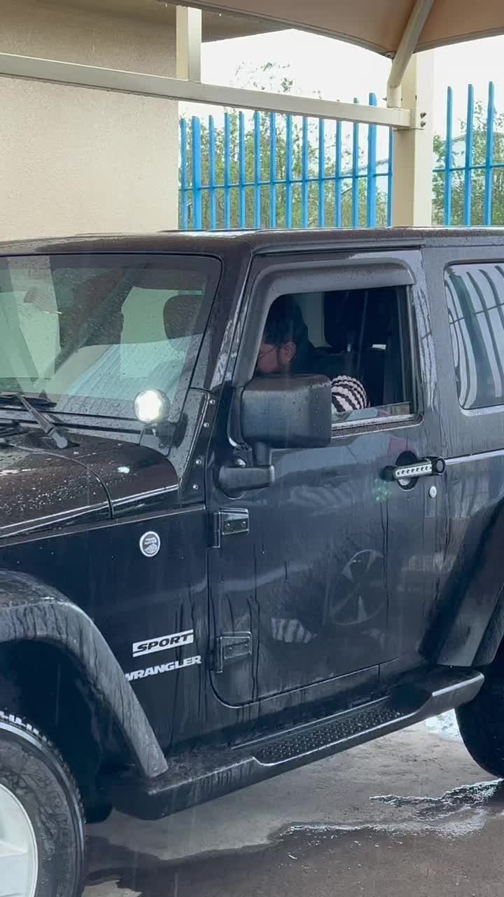 @Manu