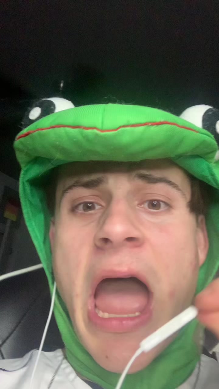@Itch🐸