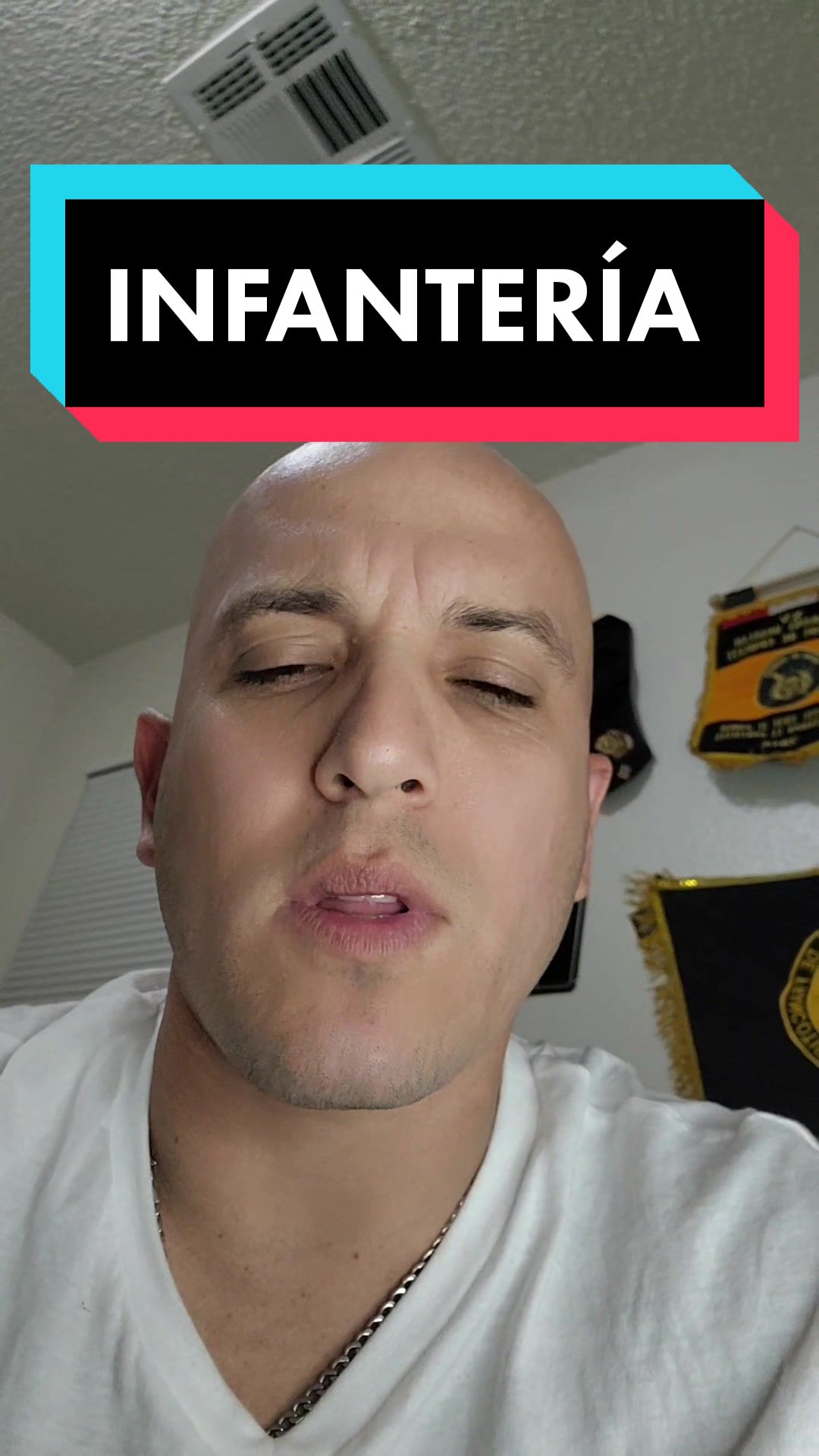 @CARLOS AMPUERO