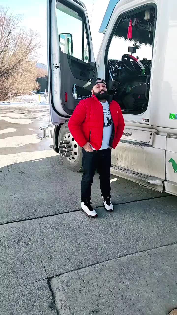 @LUCKY NIJJAR
