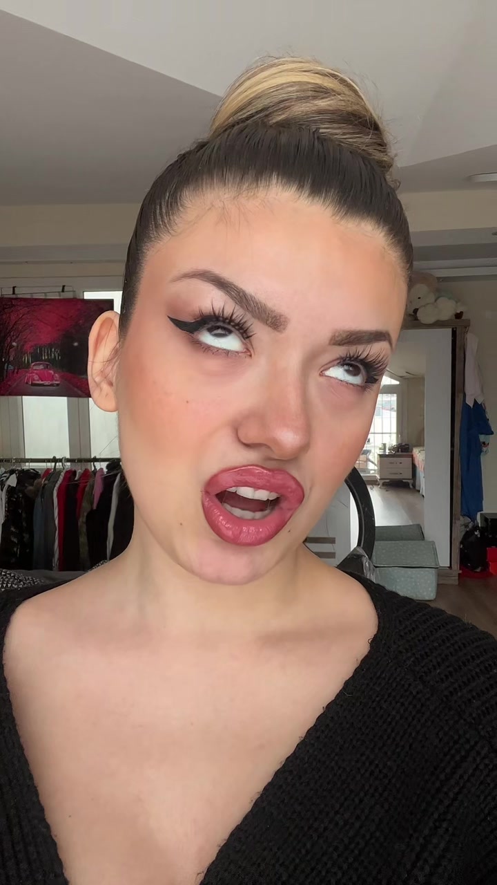 @Simge Barankoğlu