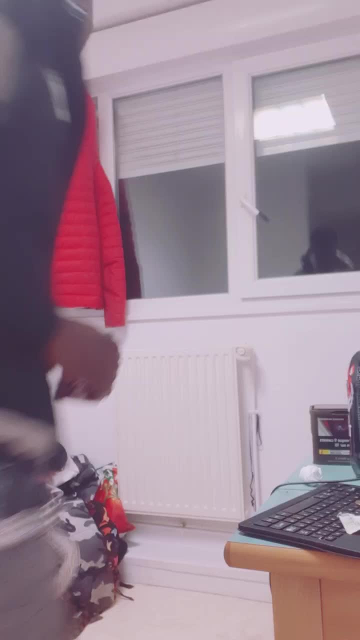 @issabarrybarry2