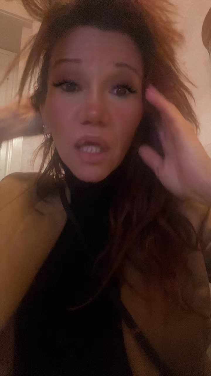 @MIRELLA-ZOE