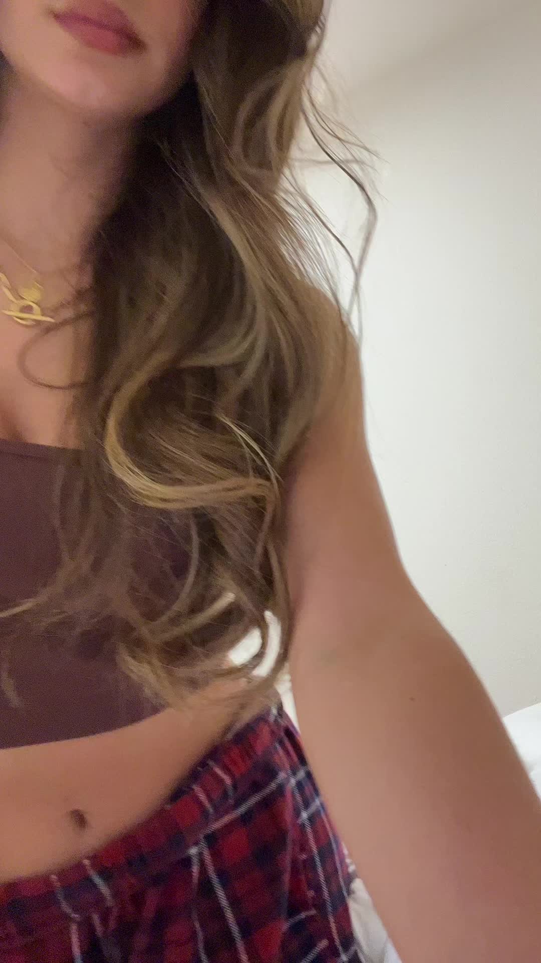 @Layna