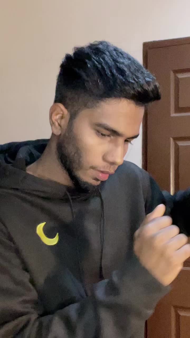 @🐺SakThii♟️